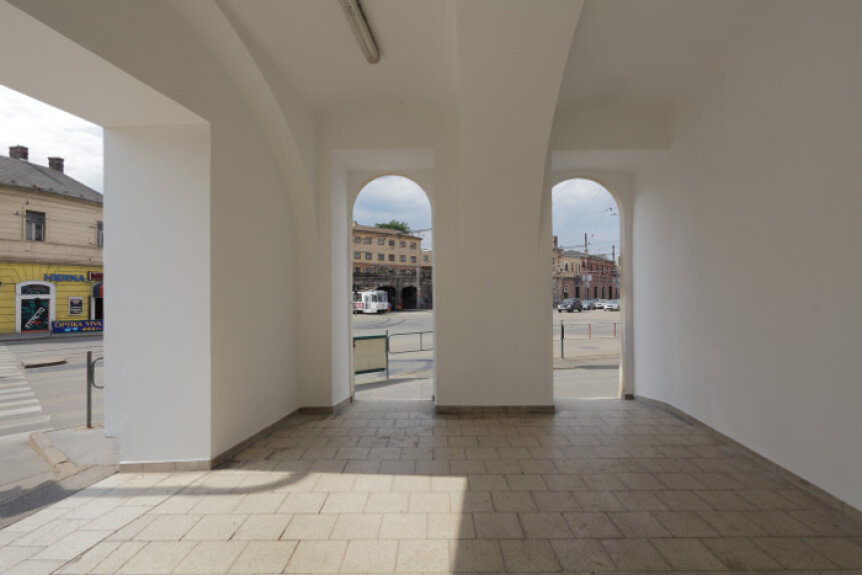 Michal Škoda, White, 2011, Installation, Passageway at the corner of Dornych and Křenová streets, Municipal Police Building  